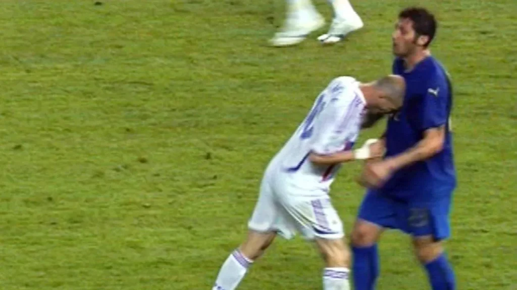 Khoảnh khắc húc đầu của Zidane World cup 2006