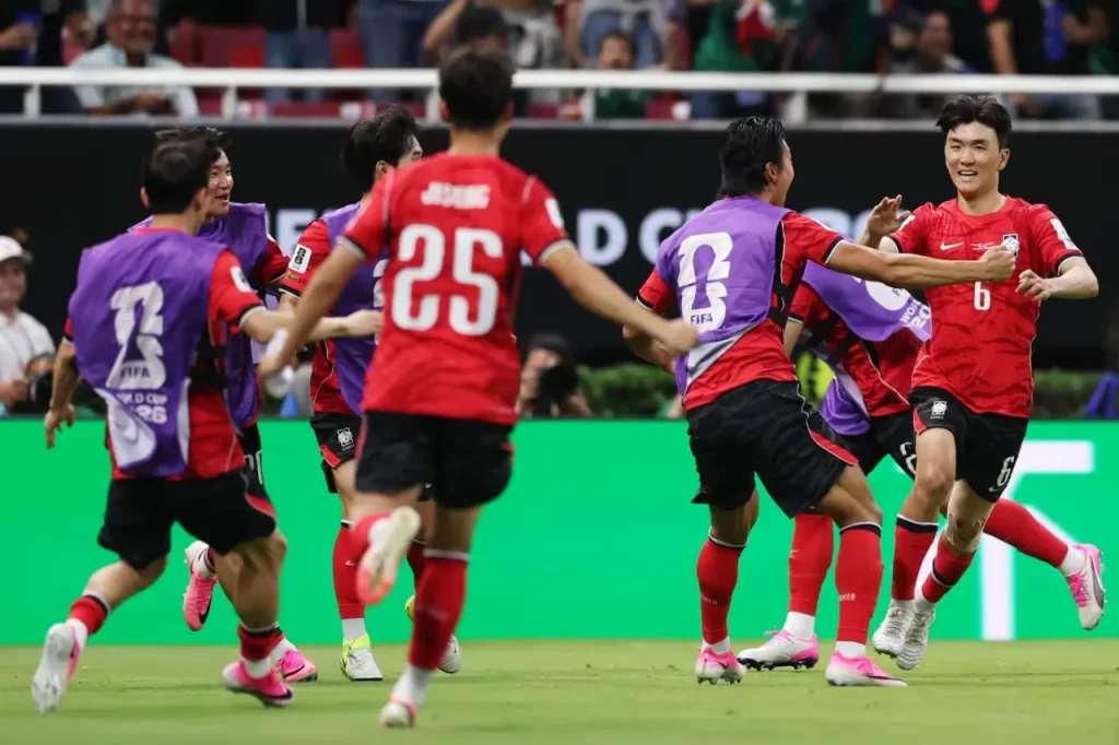 Diễn Biến Trận Đấu Hàn Quốc 2-1 CH Séc. Ảnh :FIFA.com