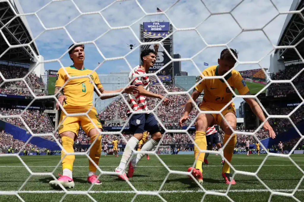 Diến Biến Trận Đấu Mỹ 2-0 Australia